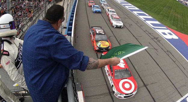 Visit Análisis vuelta por vuelta Monster Energy Cup Series 2017 page