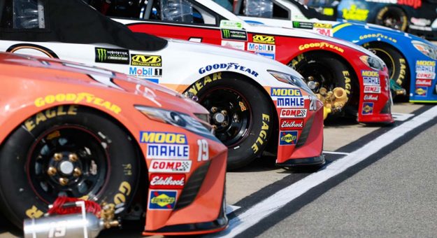 Visit Un vistazo previo a la Toyota Owners 400 en Richmond page
