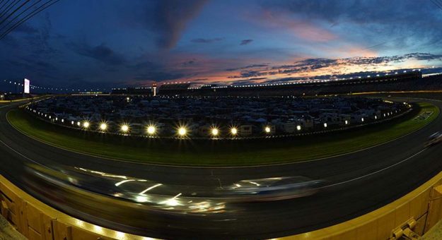 Visit Horario completo para el fin de semana de la Coca-Cola 600 en Charlotte page