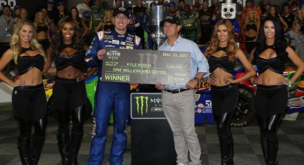 Visit Kyle Busch ganó la All-Star Race y el premio de $1 millón page