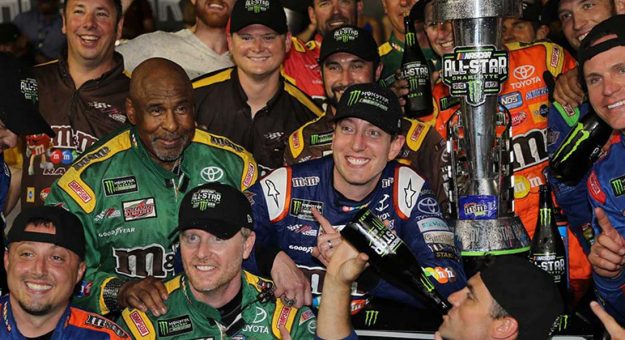 Visit Las mejores fotos de la Monster Energy All-Star Race page