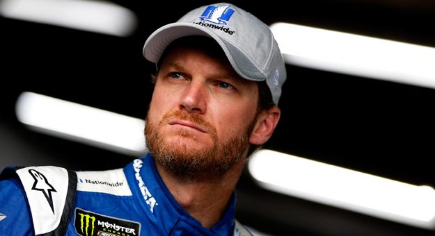 Visit Dale Earnhardt Jr. en busca de su 1ra. victoria del 2017 en Talladega page