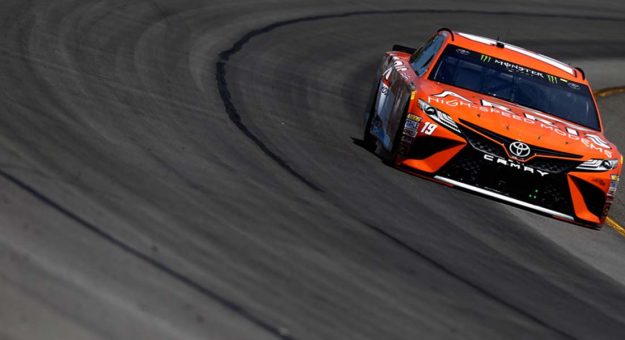 Visit Castigo al Toyota No. 19 de Daniel Suárez en Pocono page