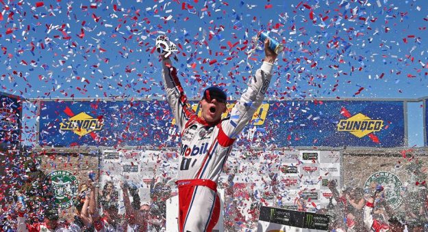 Visit Kevin Harvick logró su 1ra. victoria de la temporada en Sonoma  page