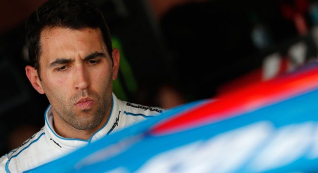 Visit Aric Almirola volvería a las prácticas en pista en julio page
