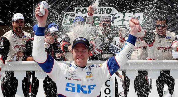 Visit Brad Keselowski ganó la carrera de la XFINITY Series en Pocono page