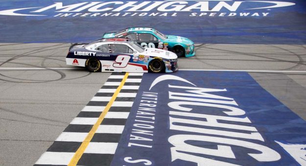 William Byron espera recuperarse en Iowa