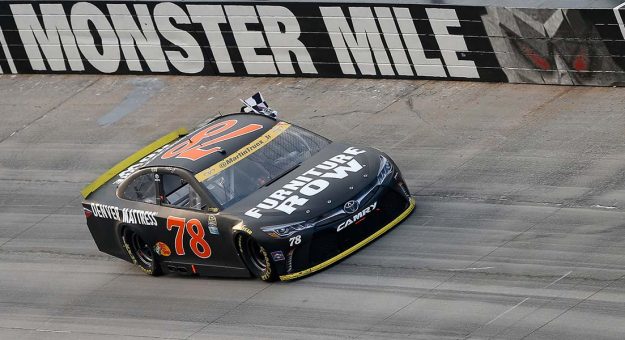 Visit Guía para las carreras del a NASCAR en Dover page