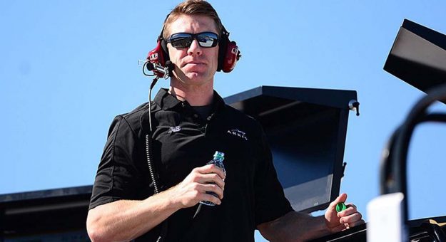 Visit Carl Edwards no ha pensado en volver a la NASCAR page