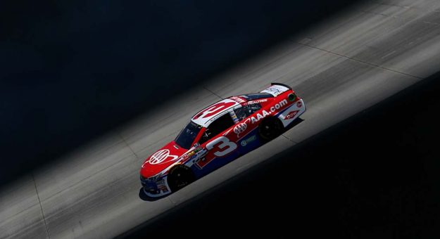 Visit Listos para la AAA 400 en Dover: 1 PM, Este por FOX Sports 1 page