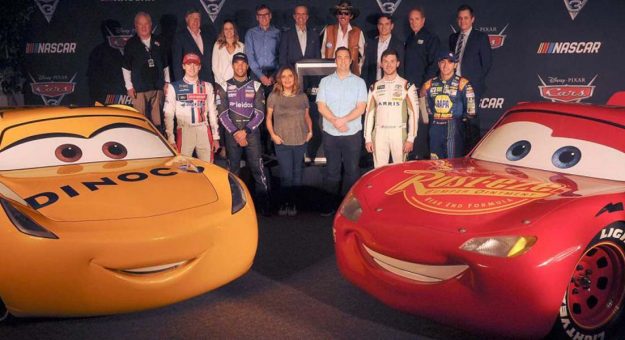 Visit Daniel Suárez disfruta de la fama … en el cine con ‘Cars 3’ page
