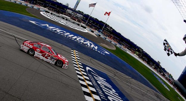 Visit Guía para las carreras de la NASCAR del fin de semana page