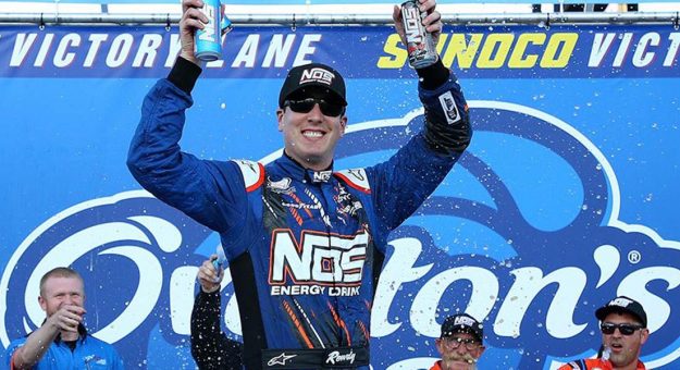 Visit Kyle Busch ganó la carrera de la XFINITY Series en New Hampshire page