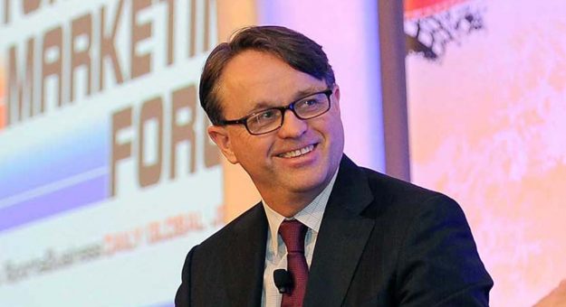 Visit Brent Dewar nuevo Presidente de NASCAR page