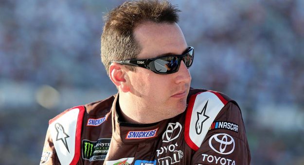 Visit Kyle Busch en busca de su primera victoria del 2017, ahora en New Hampshire page
