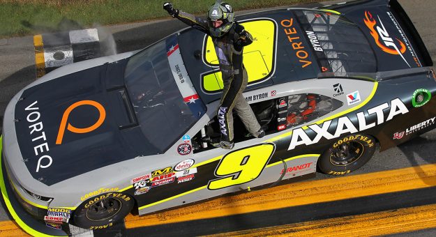 Visit William Byron por más éxitos de veterano, en su temporada de novato page