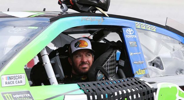 Visit Vistazo previo de la Bass Pro Shops NRA Night Race en Bristol page