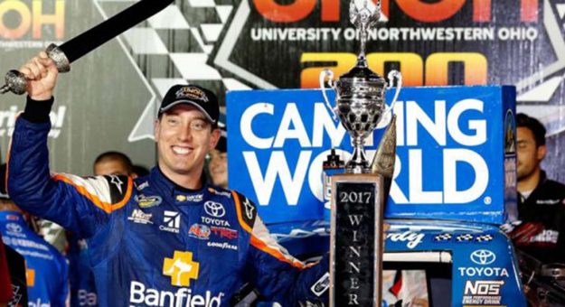 Visit Kyle Busch dominó y ganó la carrera de la Truck Series en Bristol page