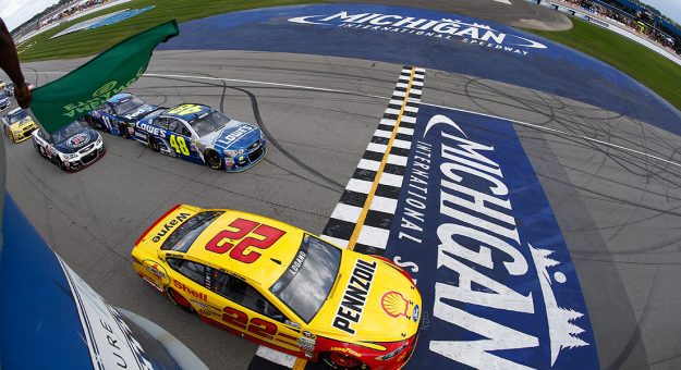 Visit Guía para las carreras de la NASCAR del fin de semana en Michigan y Mid Ohio page