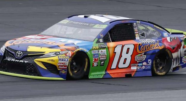 Visit Todos los autos de la Monster Energy Series en New Hampshire page