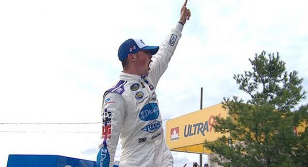 Visit Austin Cindric se abrió paso para la victoria en Canadá en la Track Series page