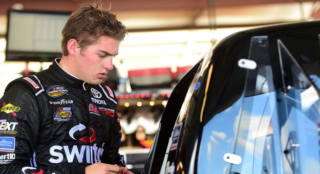 Visit Noah Gragson necesita ganar en Chicagoland para entrar en los playoffs page