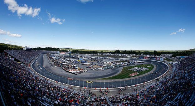 Visit Vistazo previo a la ISM Connect 300 en New Hampshire page