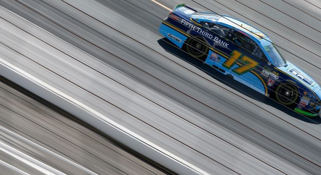 Visit Ricky Stenhouse Jr. listo para la pelea para avanzar en los Playoffs en Dover page