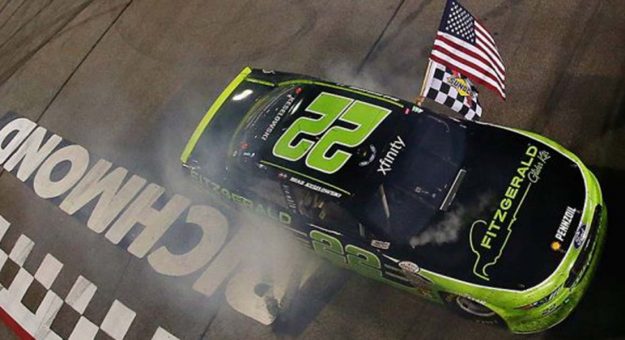 Visit Brad Keselowski ganó la carrera de la XFINITY Series en Richmond page