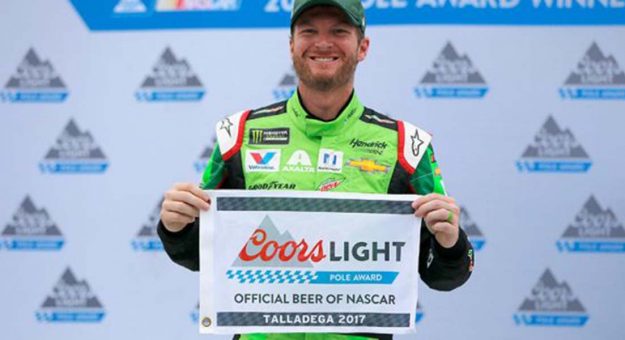 Visit Dale Earnhardt Jr. ganó su primera Pole Position en Talladega page