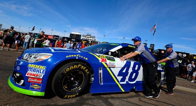 Visit Jimmie Johnson quedó fuera en Phoenix y no podrá pelear por su 8vo. campeonato page