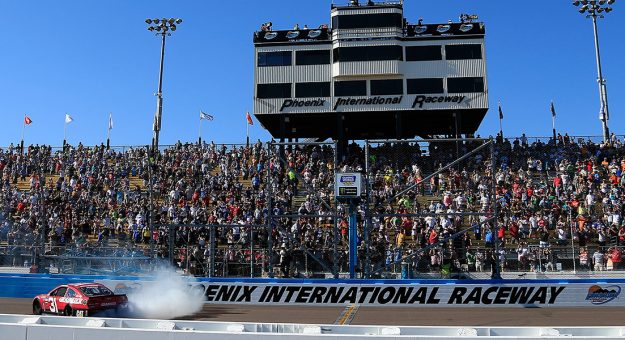 Visit Guía para las carreras del fin de semana en Phoenix page