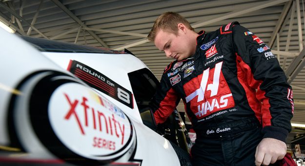 Visit Cole Custer listo para buscar su boleto a la Championship 4 page
