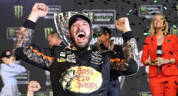 Visit Las celebraciones en Victory Lane del Championship Weekend page