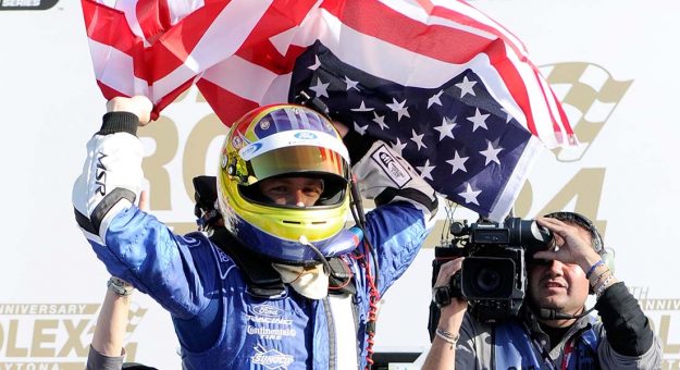 Visit Pilotos de la NASCAR en la Rolex 24 at Daytona page