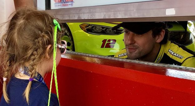Visit Ryan Blaney es el nuevo favorito de los NASCAR fans page