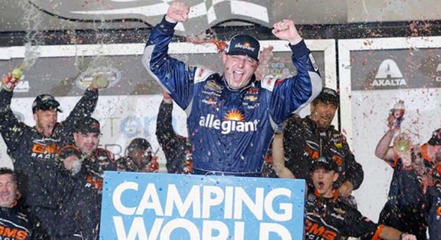 Visit Johnny Sauter ganó 1ra. carrera de la Camping World Truck Series 2018 page