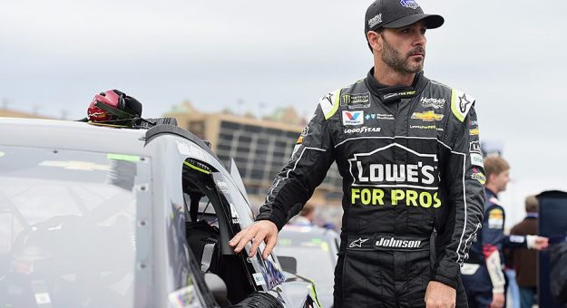 Visit Jimmie Johnson optimista a pesar de los problemas en Daytona y Atlanta page