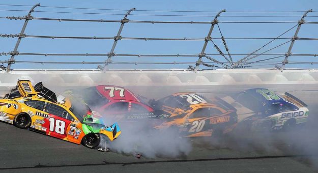 Visit Los peores accidentes de la Monster Energy NASCAR Cup Series en Daytona page