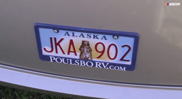 Visit Pareja de Alaska hizo el gran viaje para estar en la Daytona 500 page