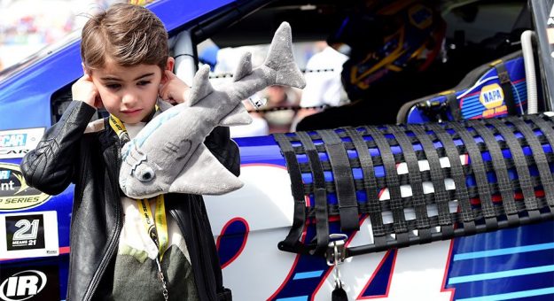 Visit Leo Gordon obtuvo su licencia de piloto … a los 7 años page