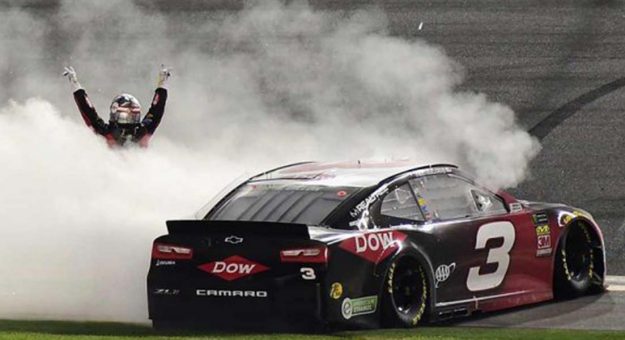 Visit Los Mejores Momentos de la Monster Energy Cup Series 2018 page