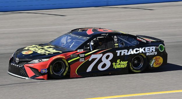 Visit Martin Truex Jr. ganó su primera Pole Position en Phoenix page