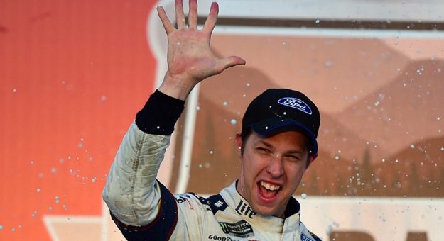 Visit Talladega en números, una guía para seguir a tus pilotos favoritos page