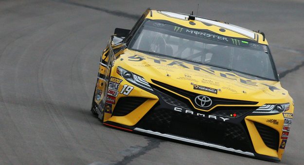 Visit Daniel Suárez tiene una fractura en la mano, pero correrá en Bristol page