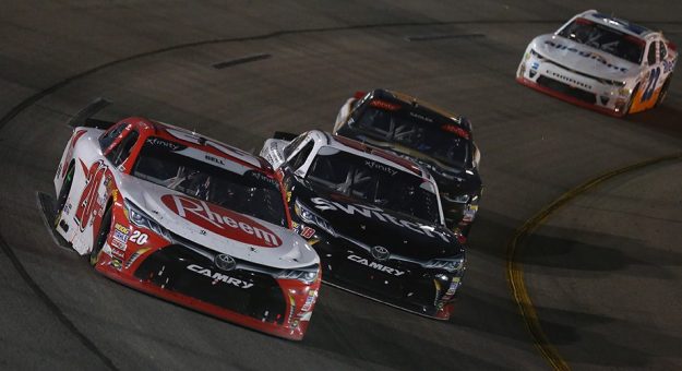 Visit Christopher Bell superó a Noah Gragson para ganar en Richmond page