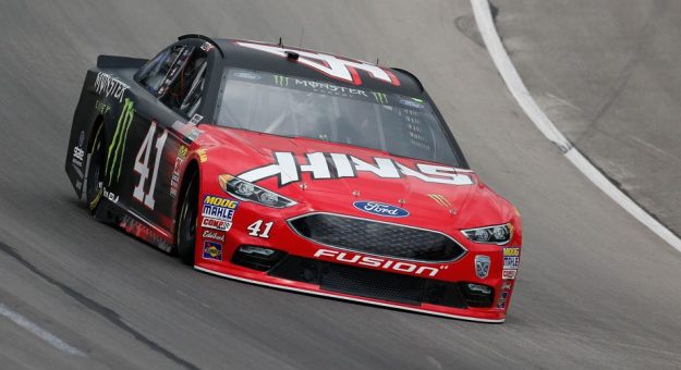 Visit Kurt Busch a la Pole en Texas tras clasificación abreviada page