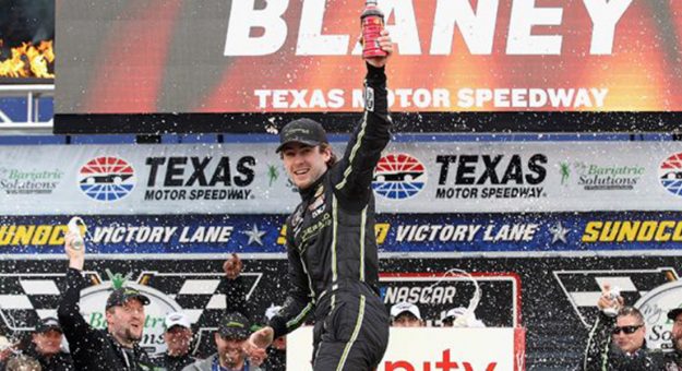 Visit Ryan Blaney ganó la carrera de la Xfinity Series en Texas page