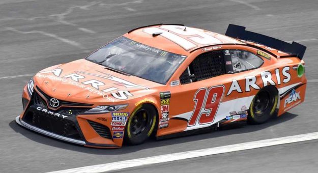 Visit Todos los autos de la Monster Energy All-Star Race en Charlotte page