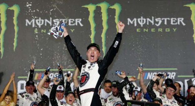 Visit Kevin Harvick ganó la All-Star Race; Daniel Suárez fue 2do. page